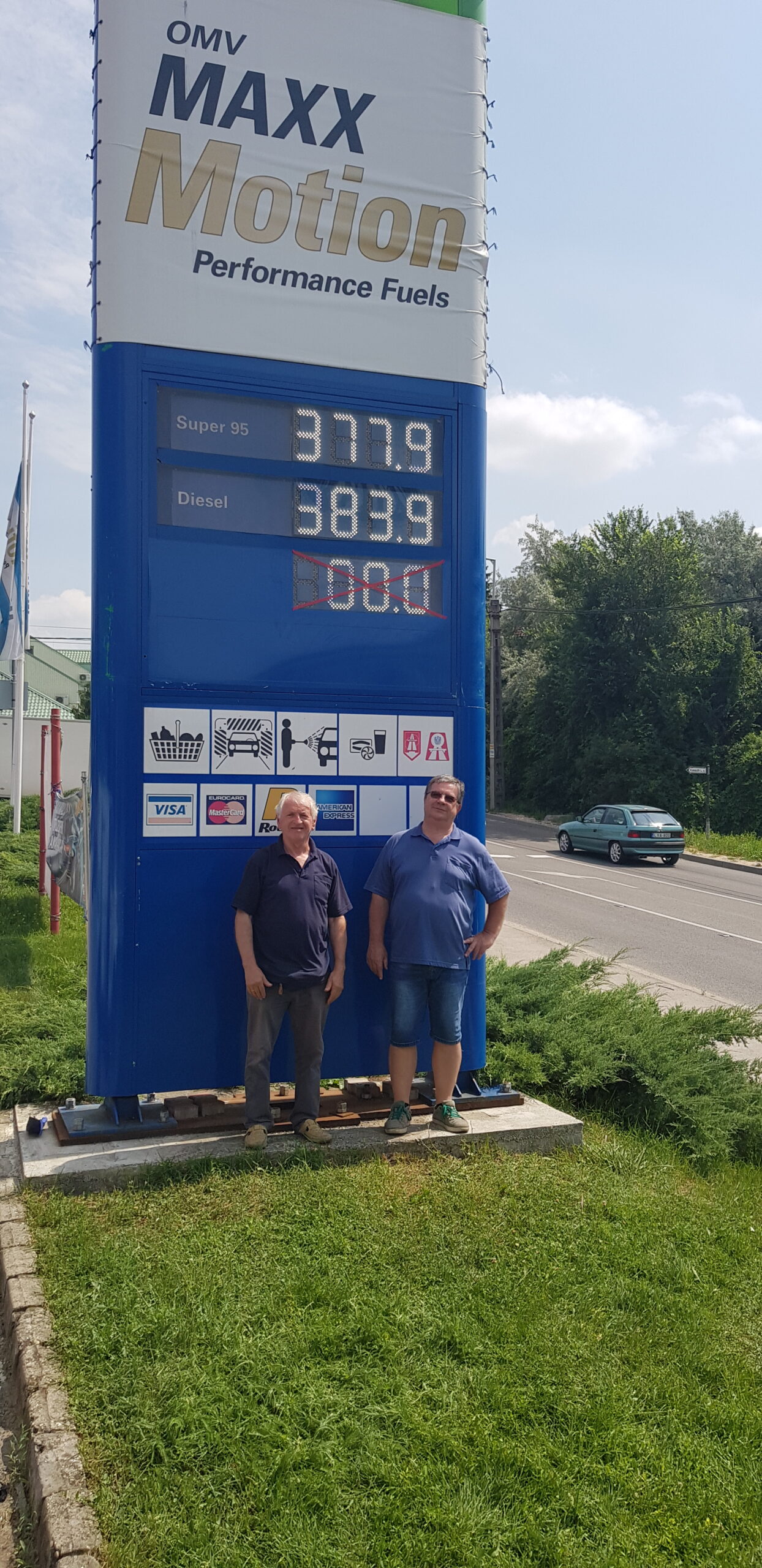 Benzinkút árfolyam kijelző